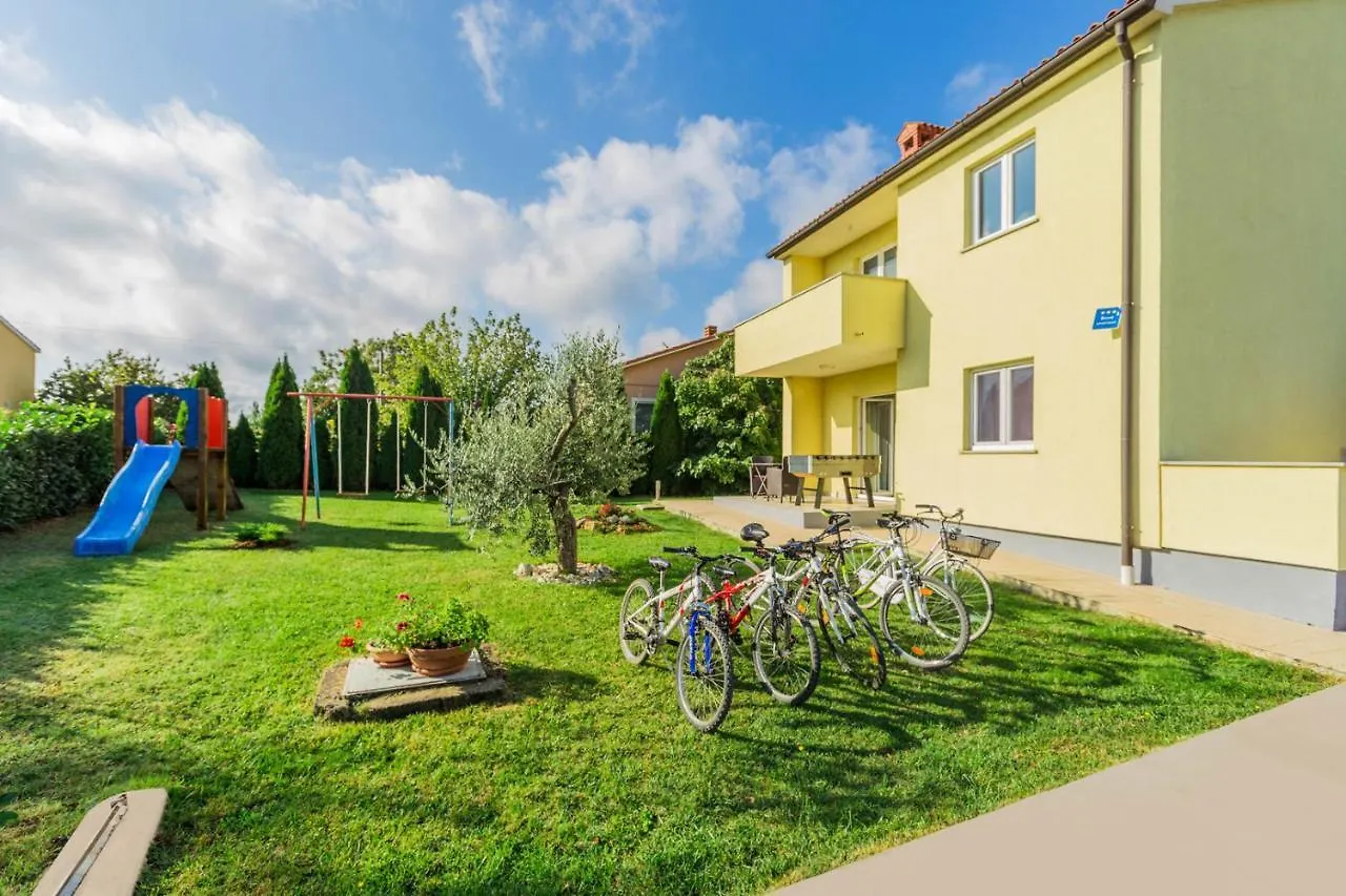 Beautiful Villa Rampic With Private Pool Near The Beach In Fazana